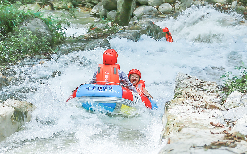 牛牵峡漂流